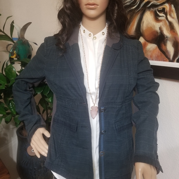 FREE PEOPLE EMBROIDERED JACKET - Picture 2 of 10